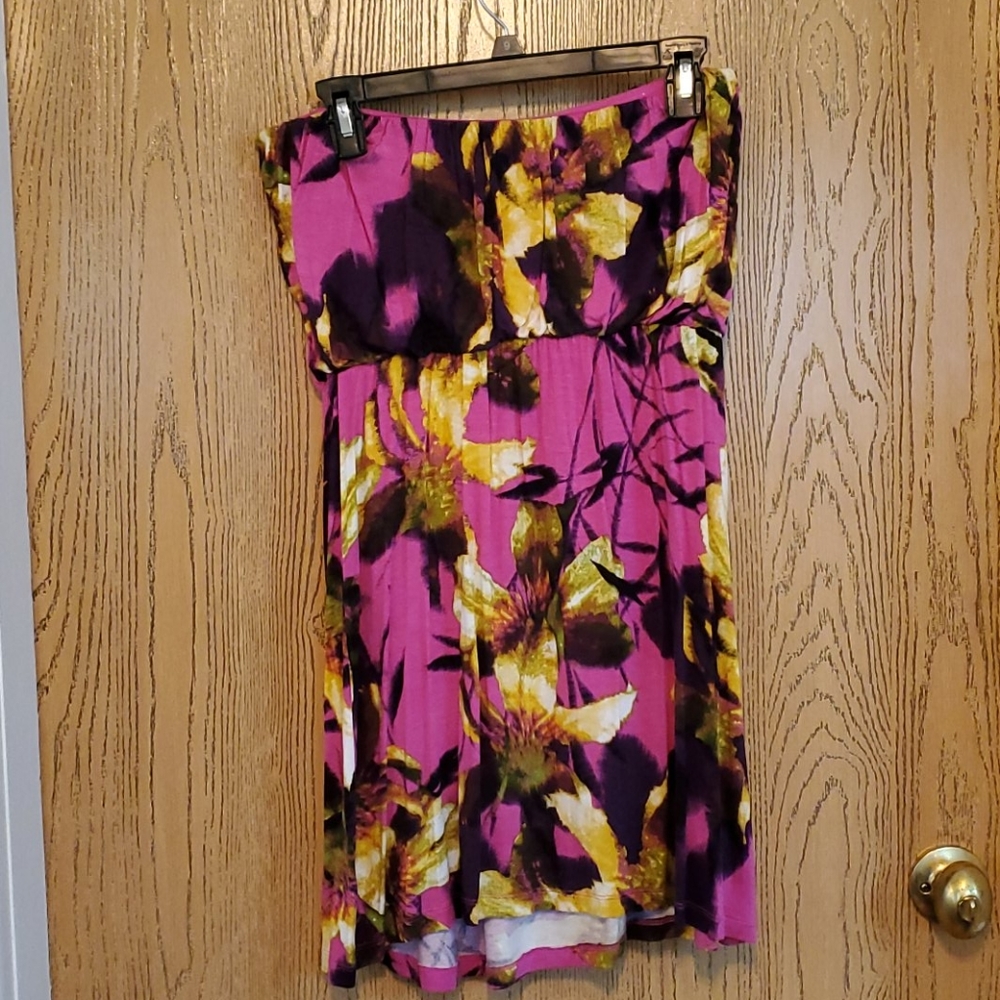 a.n.a short floral dress - Picture 3 of 3